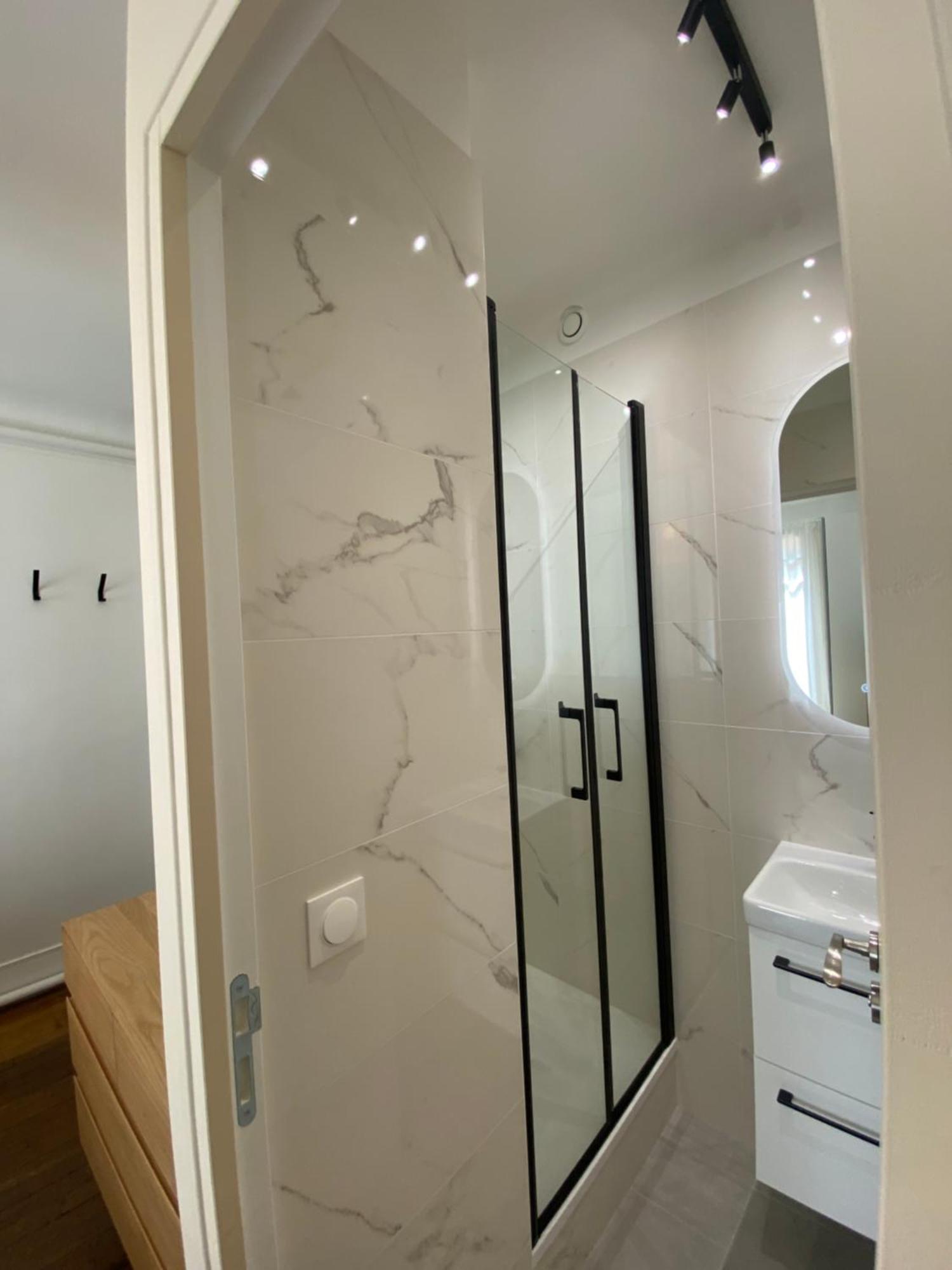 Maison Auguste Paris Luaran gambar